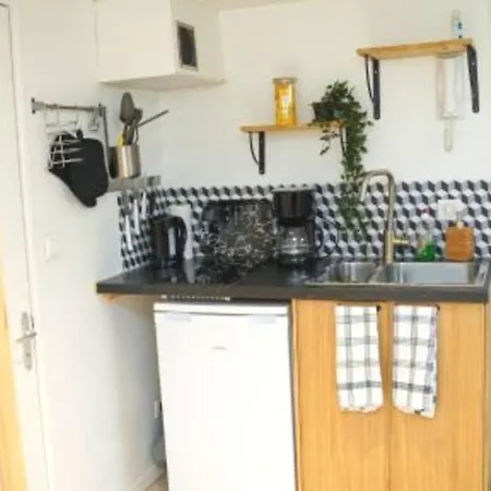 Studio Atypique Du Vieux Marche Apartment